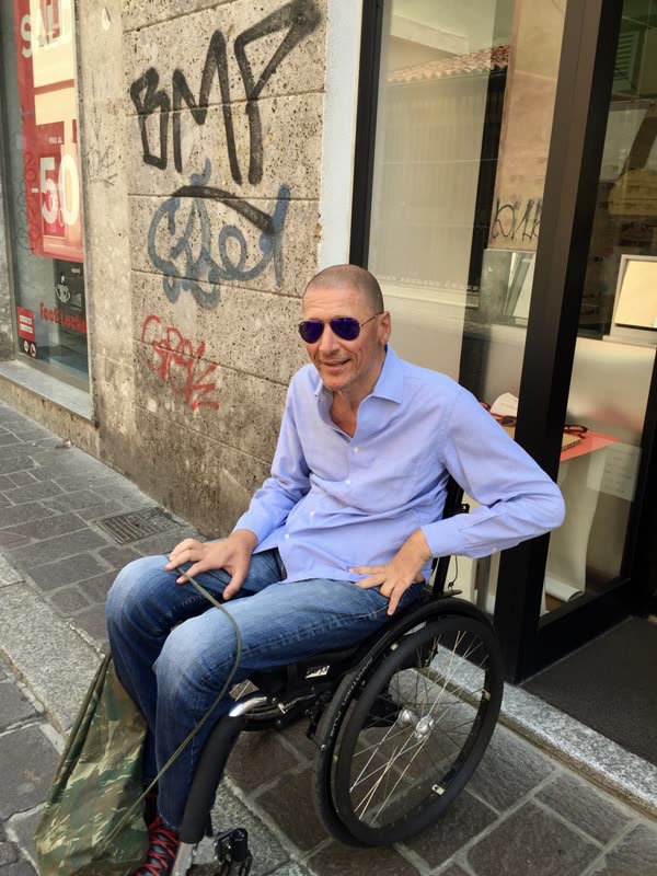 Foto 5 della galleria di Lorenzo Pernetti
